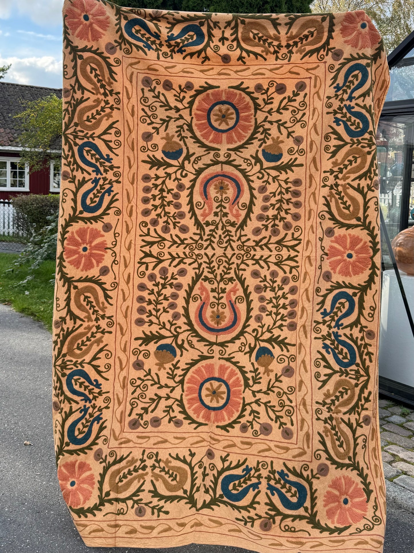 Suzani - brodert bomull