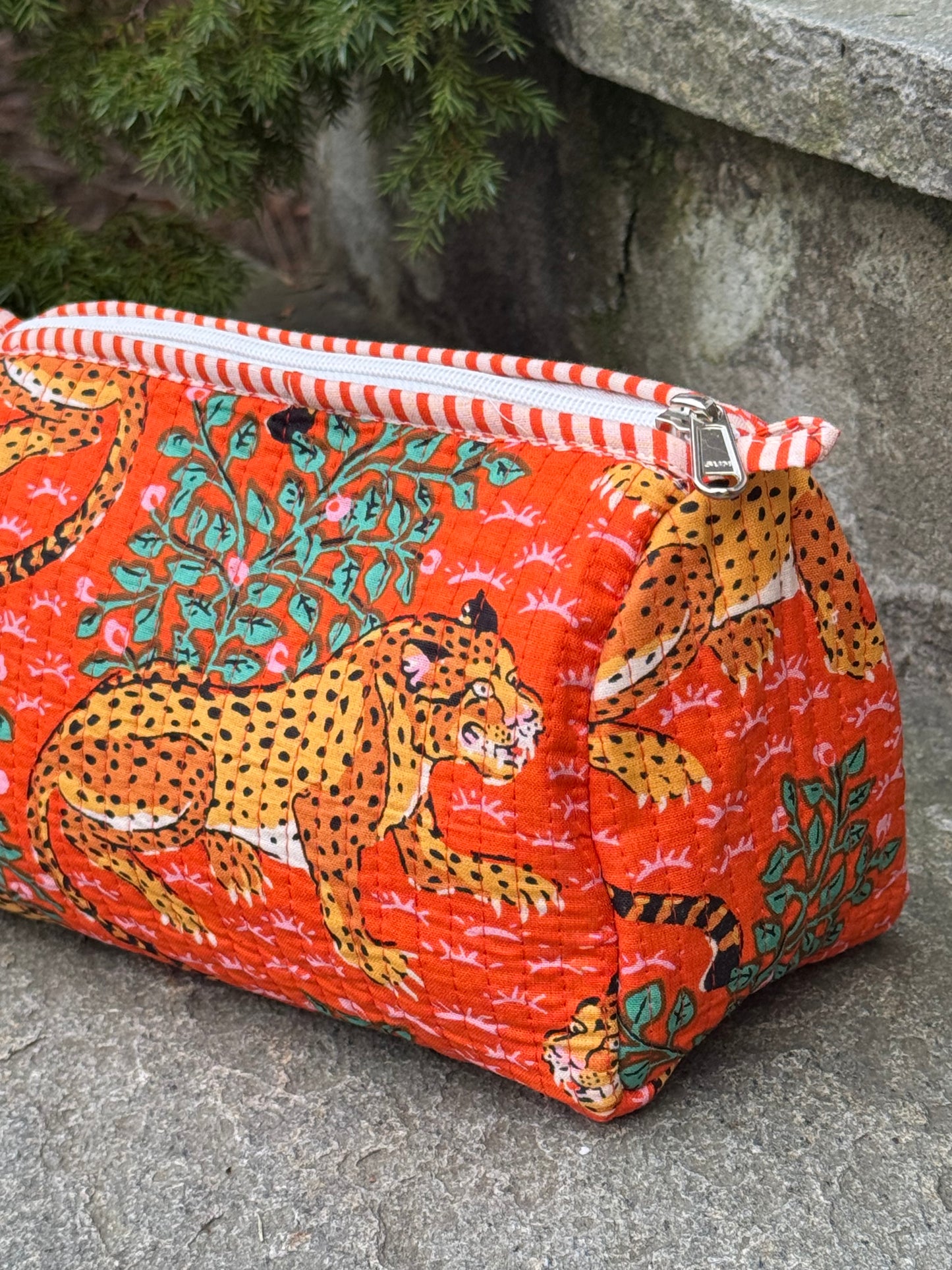 Sminkepung - oransje med leopard