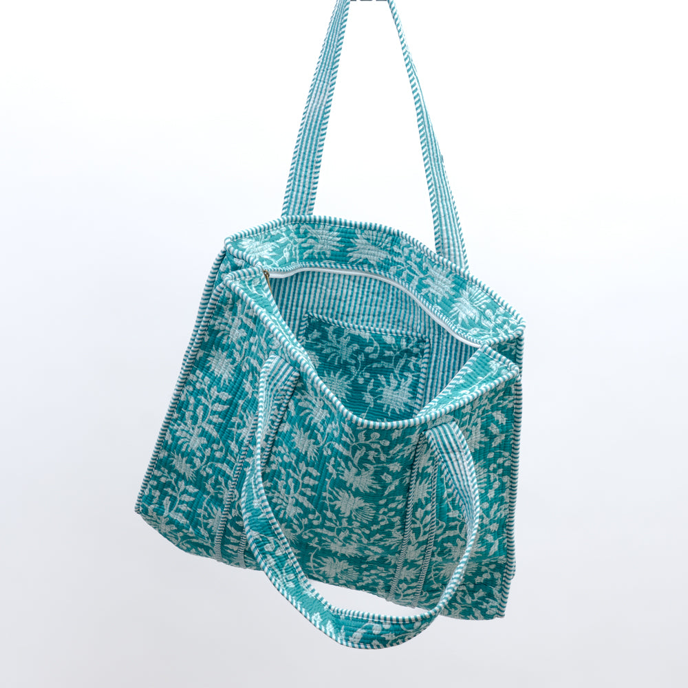 Quilted bag m/zip - turkis med blomster