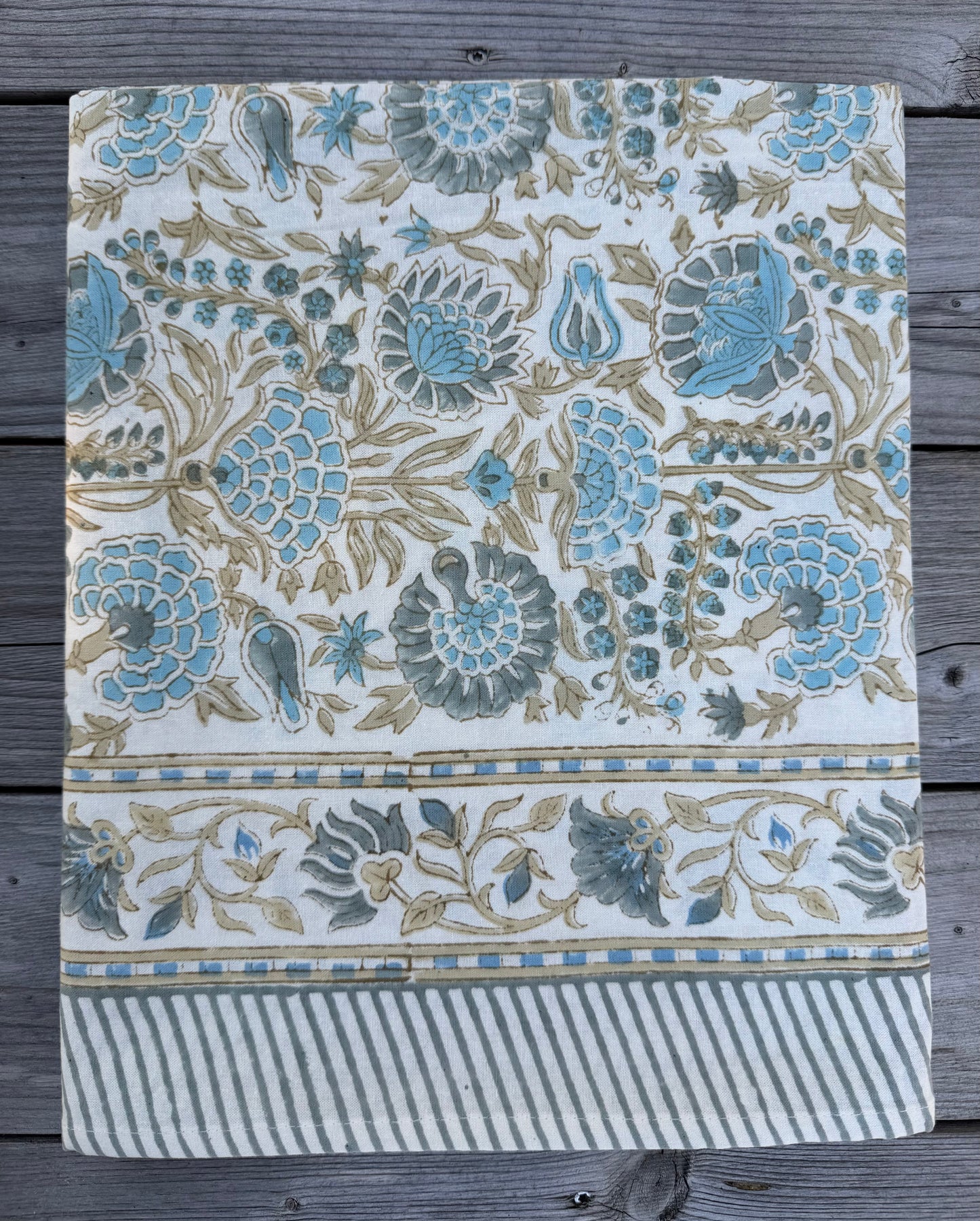Lys blå nellik - 150x220 cm