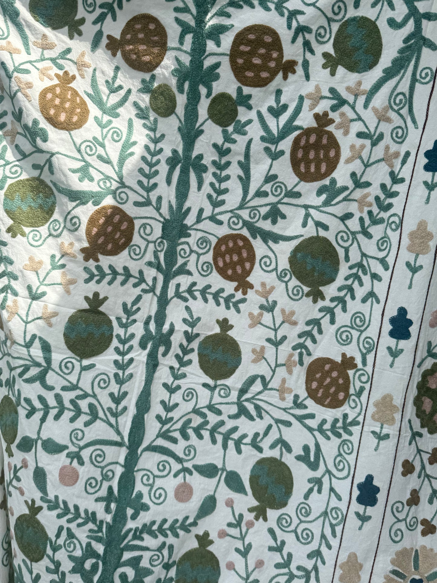Suzani - brodert bomull