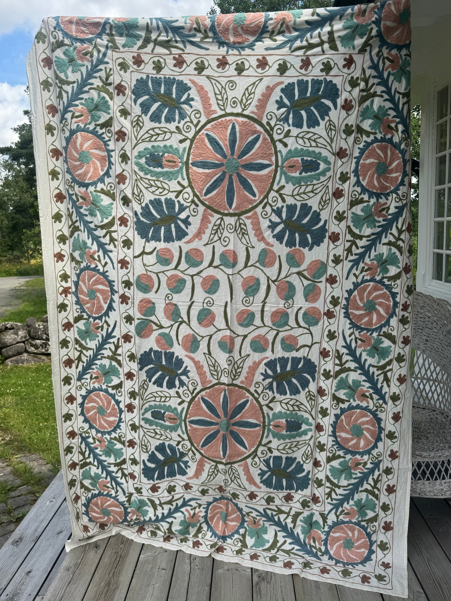 Suzani - brodert bomull