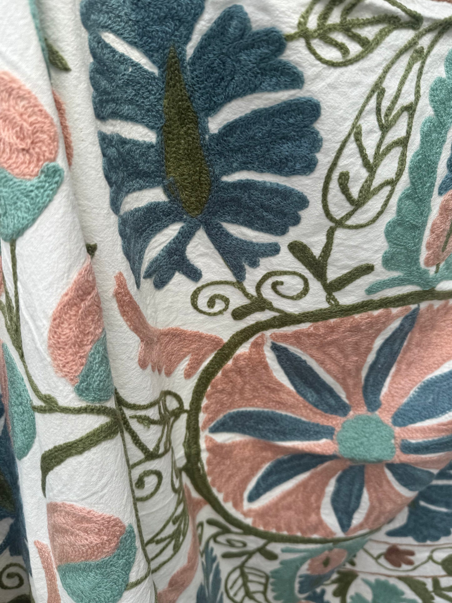 Suzani - brodert bomull