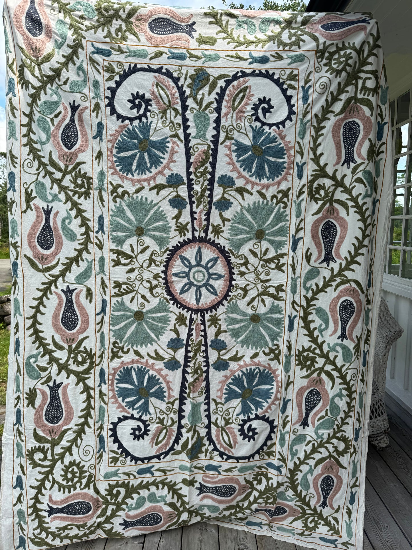 Suzani - brodert bomull