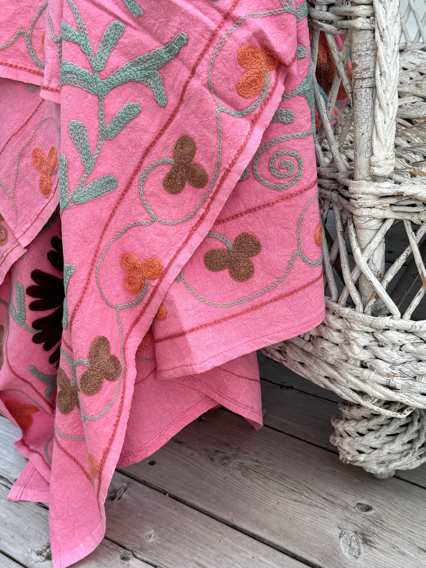 Suzani - brodert bomull