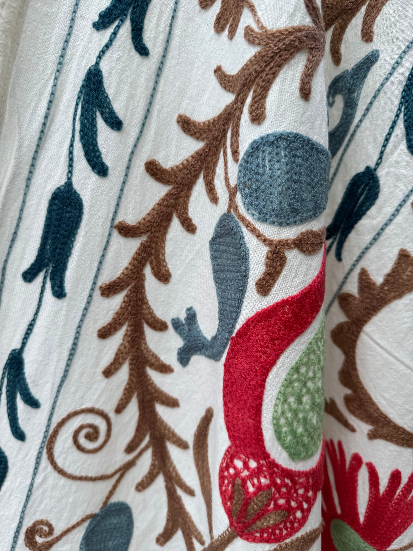 Suzani - brodert bomull