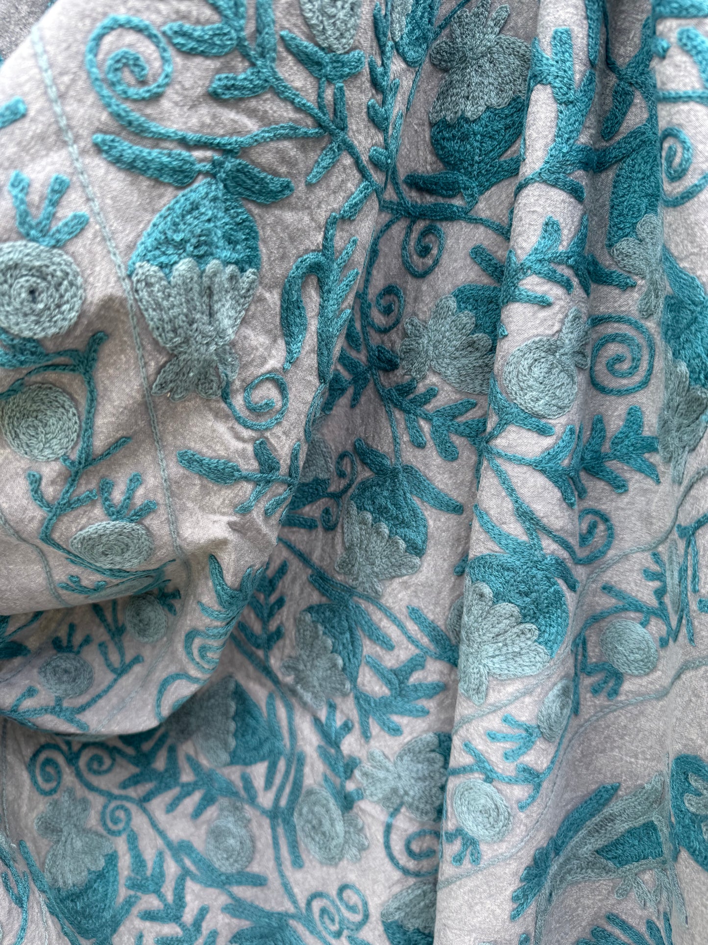 Suzani - brodert bomull