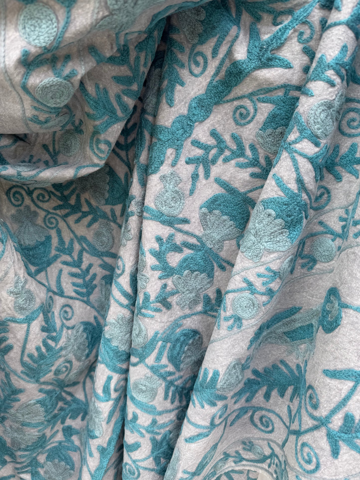 Suzani - brodert bomull