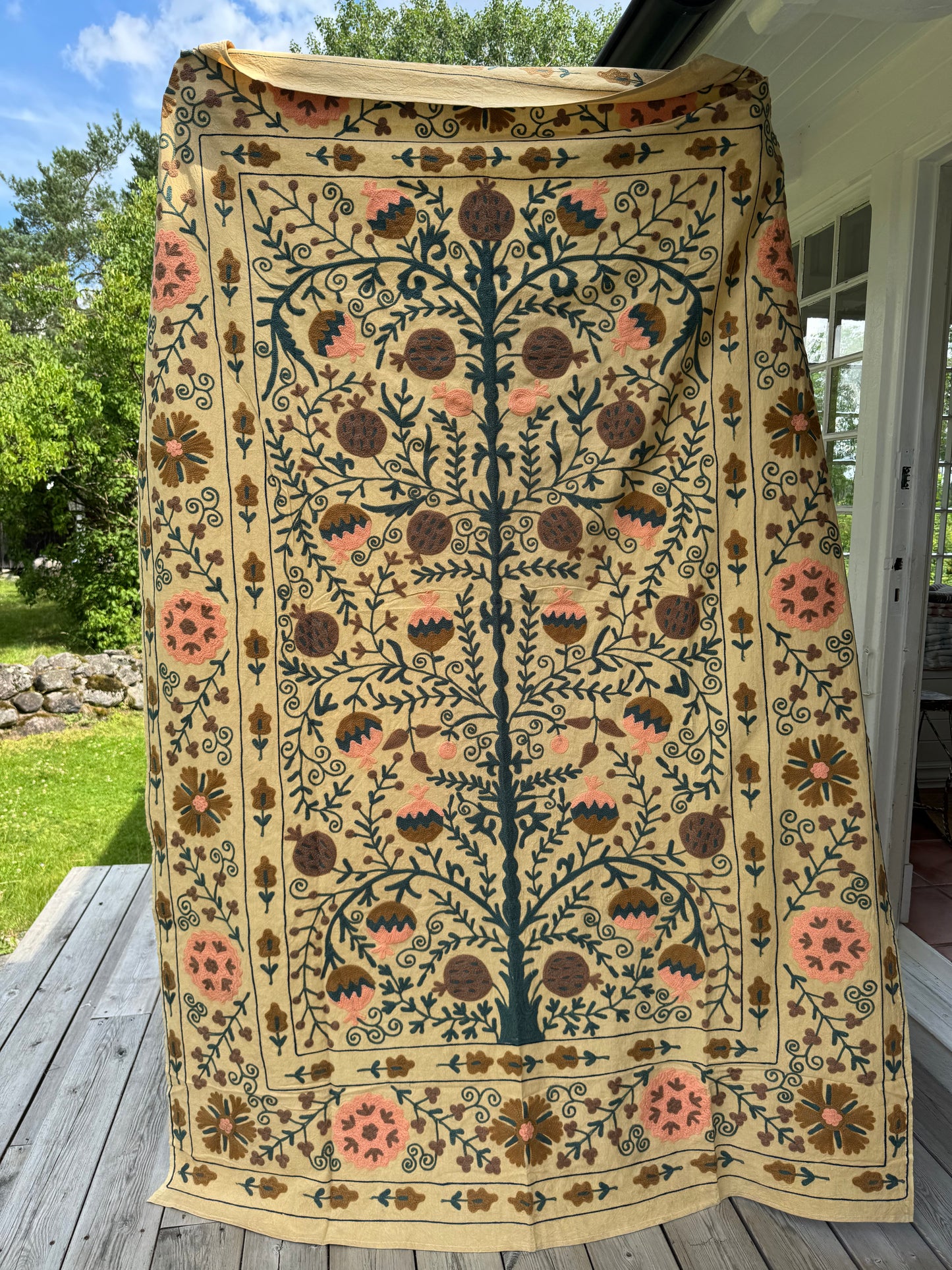 Suzani - brodert bomull