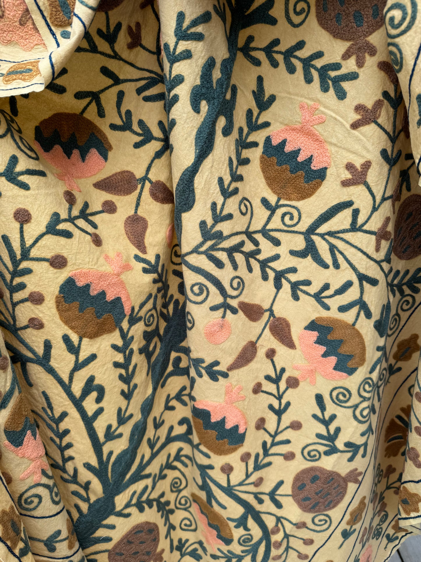 Suzani - brodert bomull