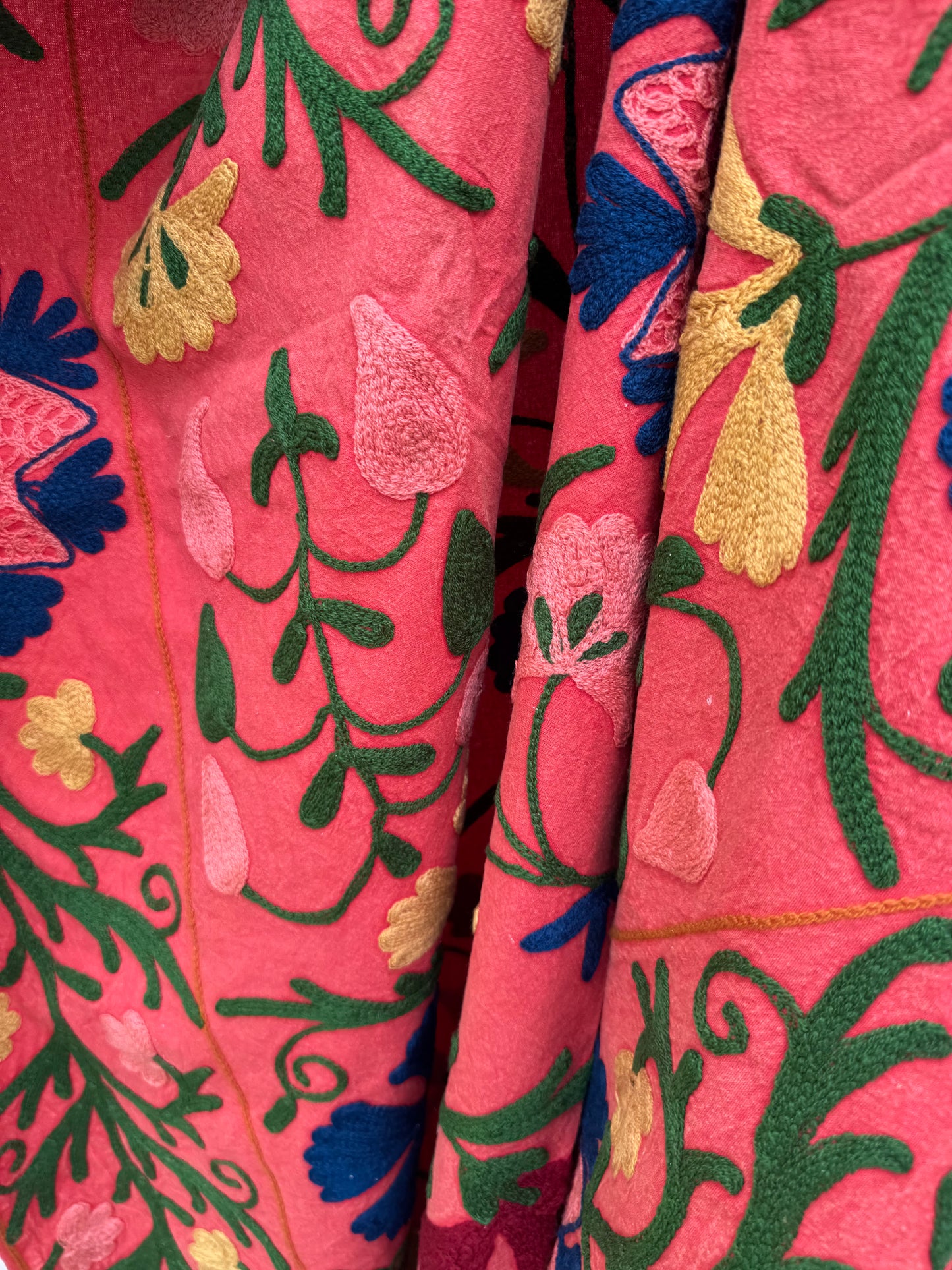 Suzani - brodert bomull