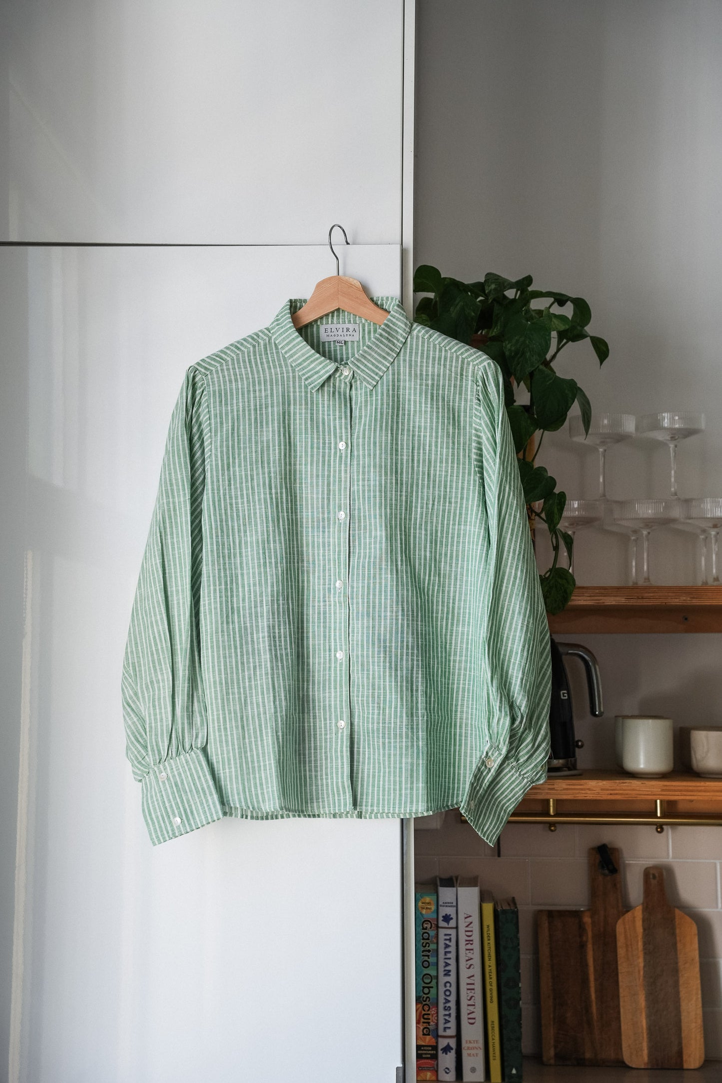 Elvira shirt - Grønne striper og valmue