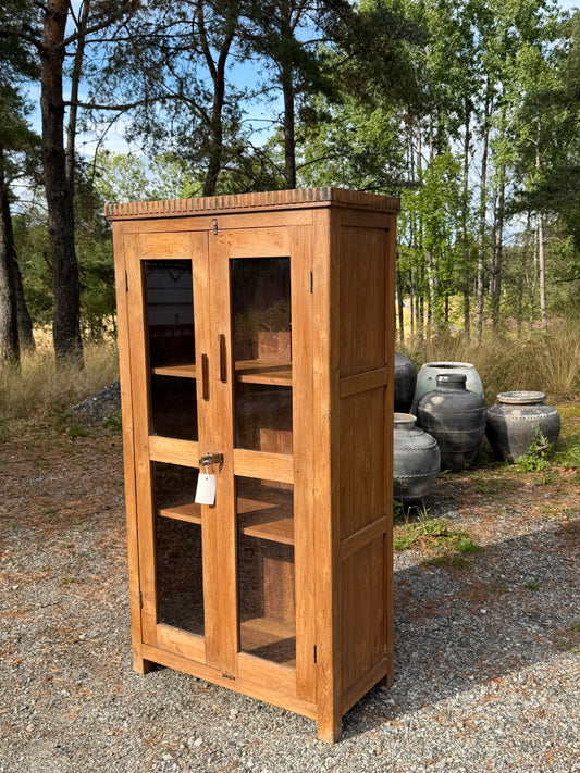 Vitrineskap