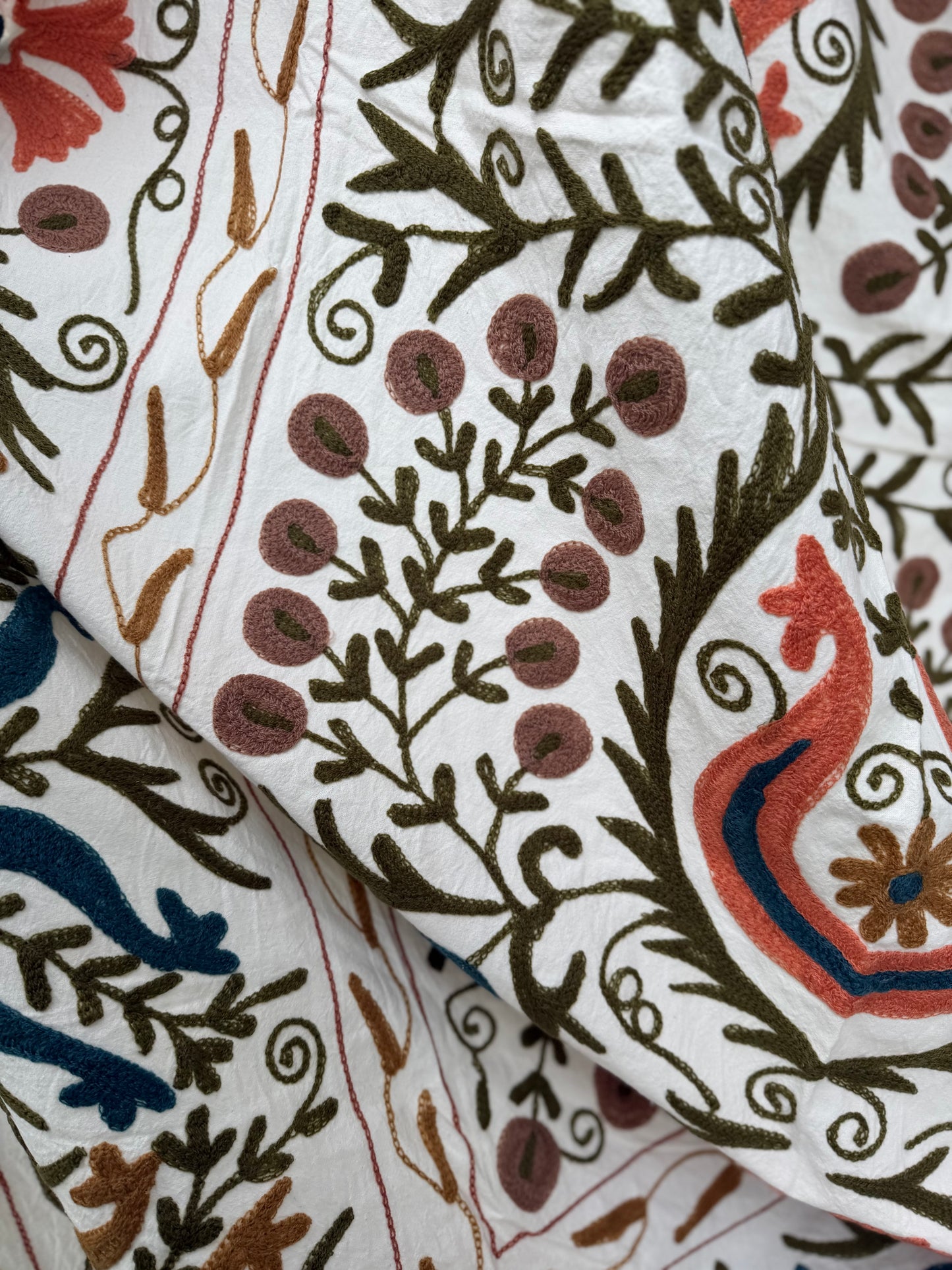 Suzani - brodert bomull