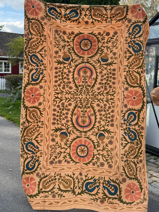 Suzani - brodert bomull