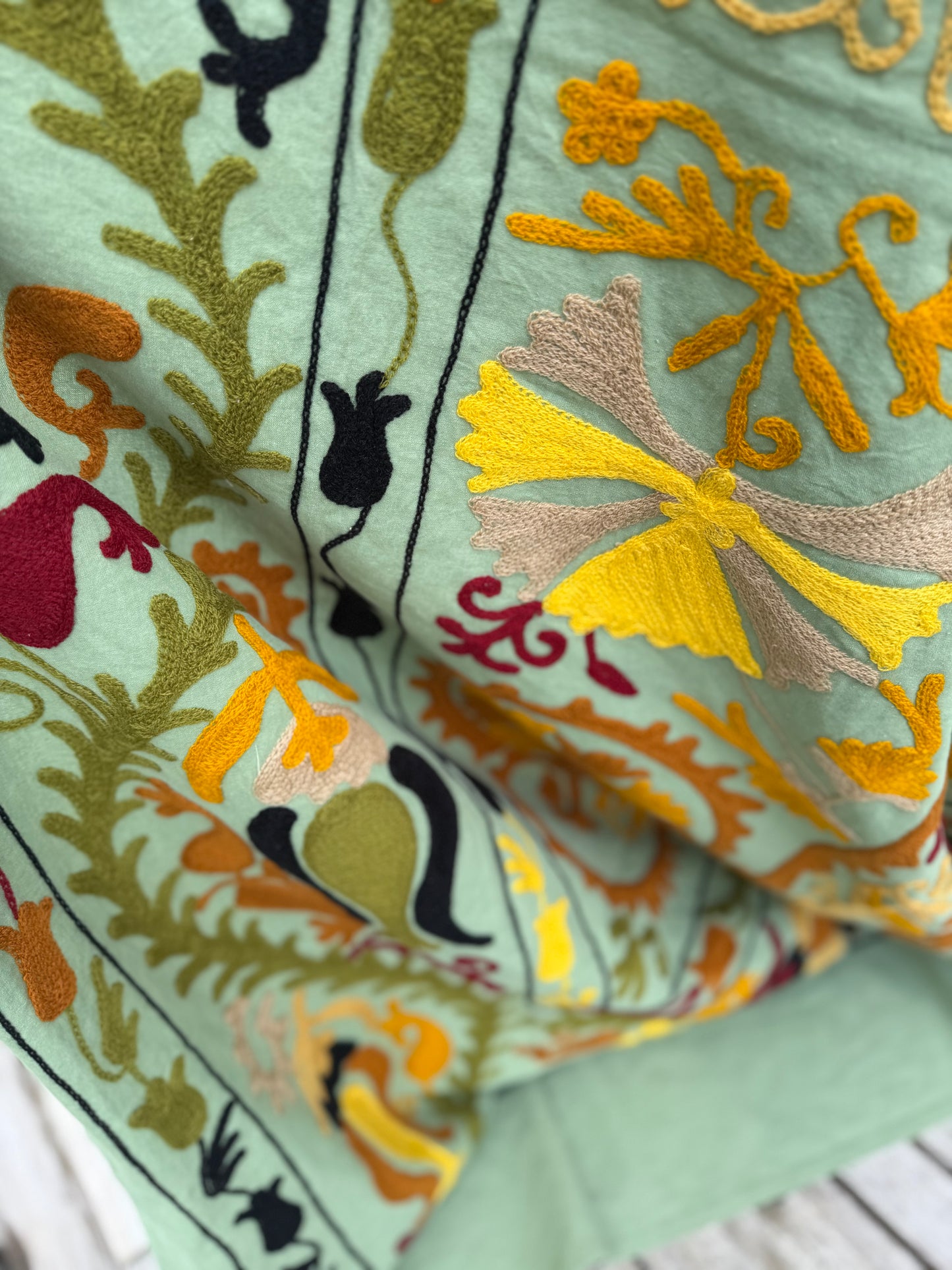 Suzani - brodert bomull