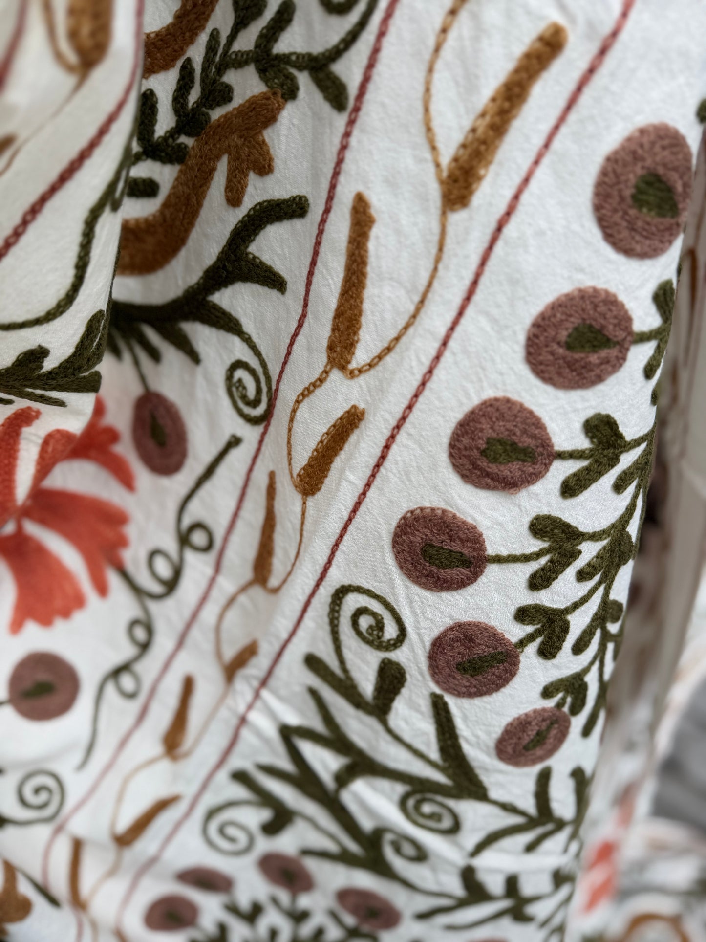 Suzani - brodert bomull