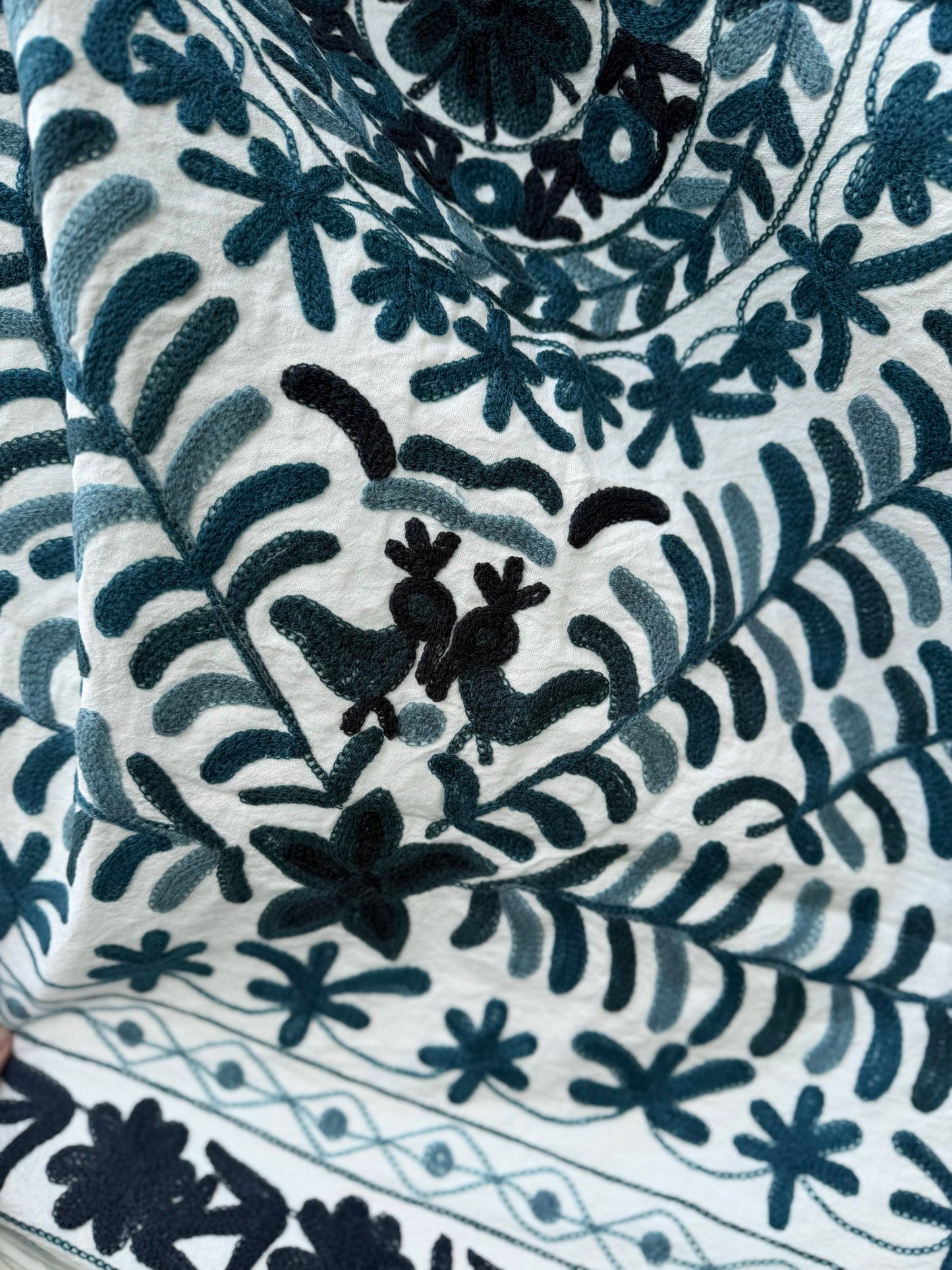 Suzani - brodert bomull