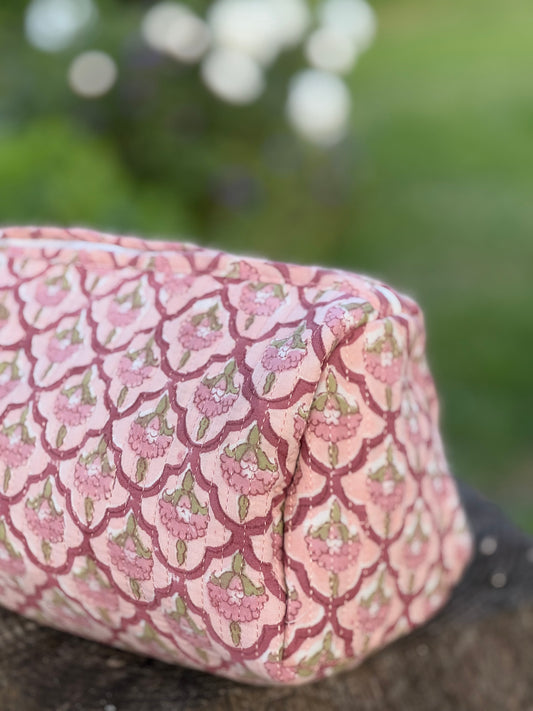 Sminkepung - pudderrosa med blomster