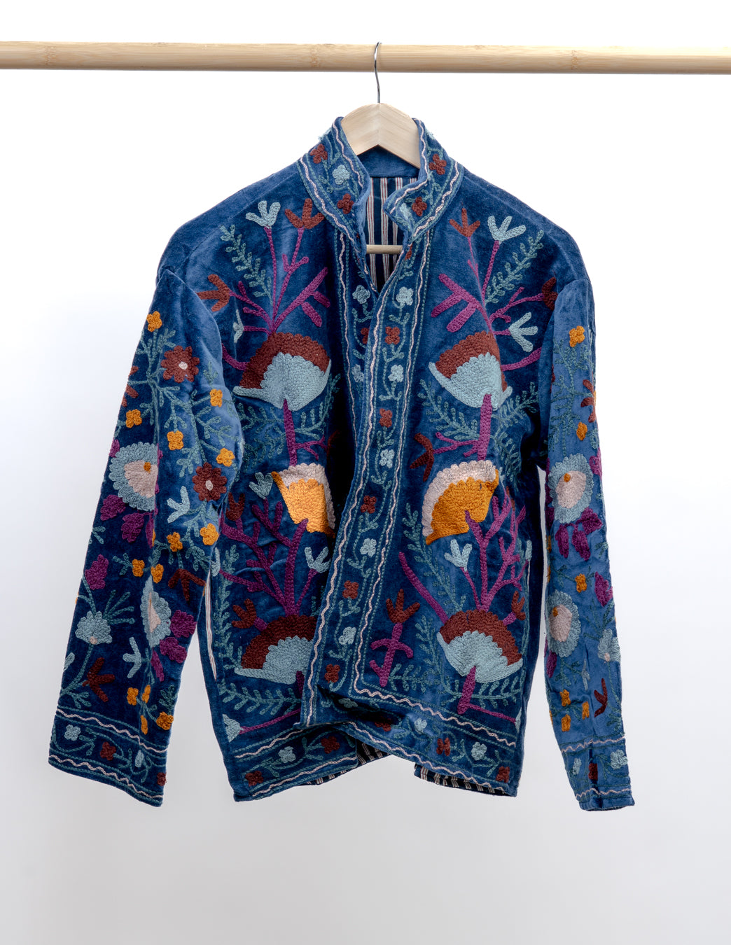 Jakke med broderi