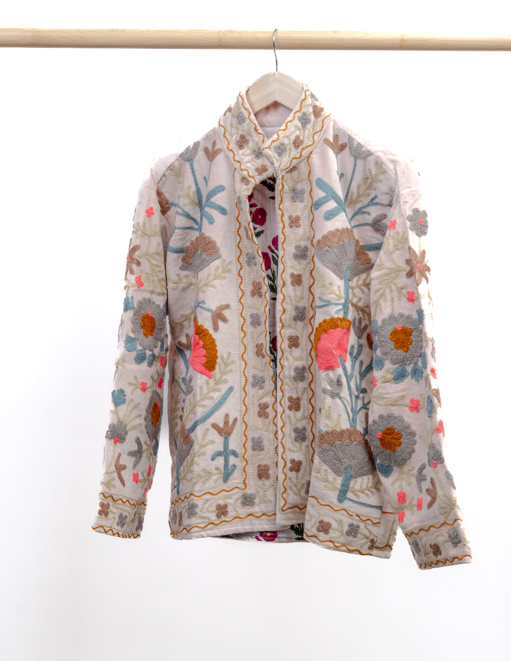 Jakke med broderi