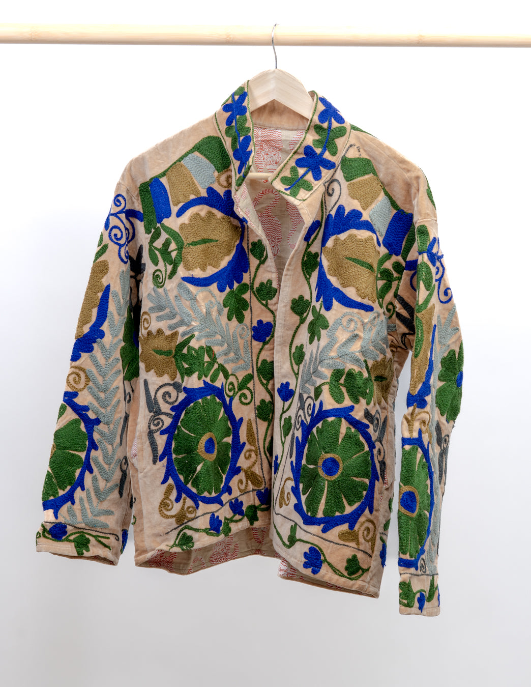 Jakke med broderi