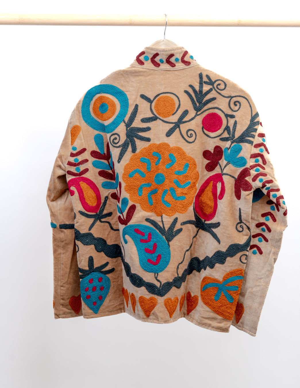 Jakke med broderi