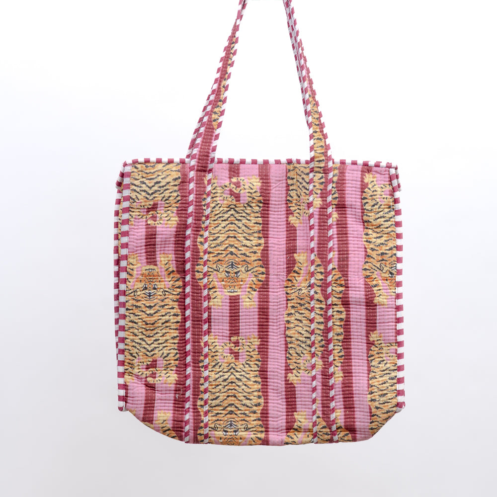 Quilted bag m/zip - rosa tiger
