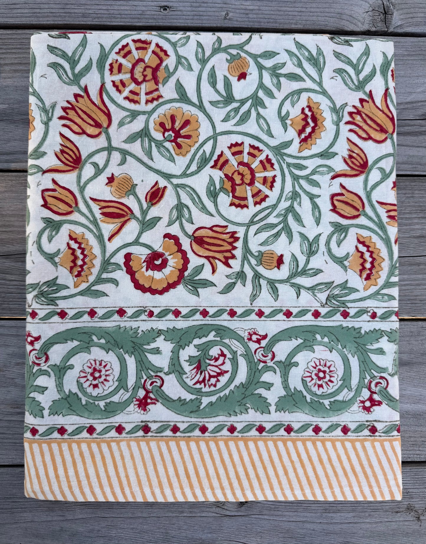 Oransje, rød og grønn - 150x220 cm
