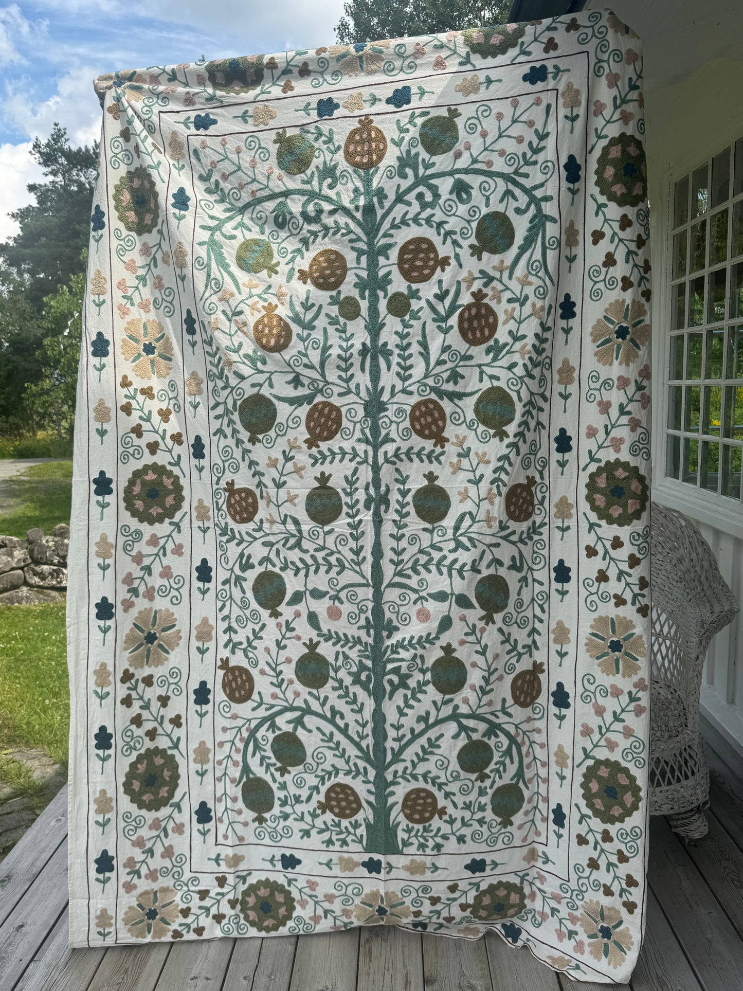 Suzani - brodert bomull