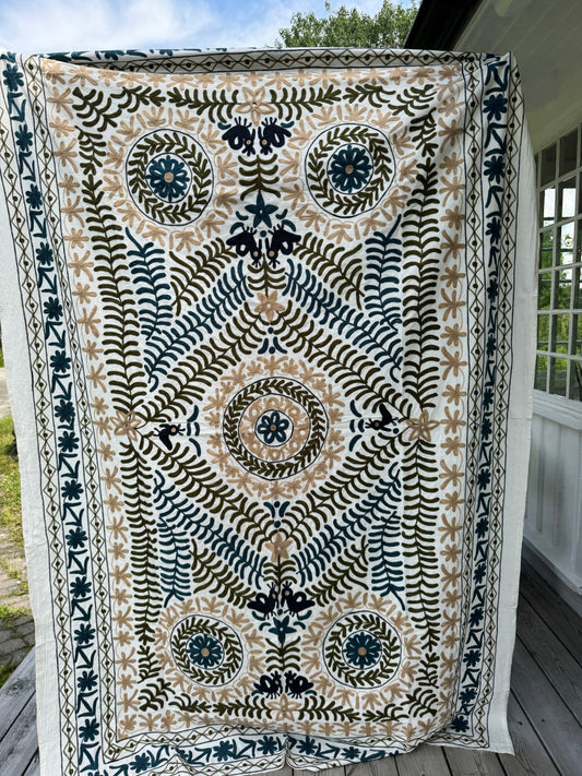 Suzani - brodert bomull