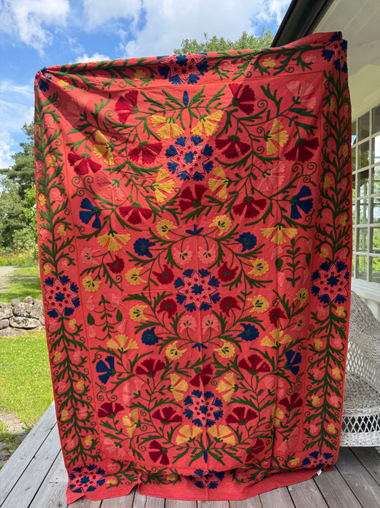 Suzani - brodert bomull