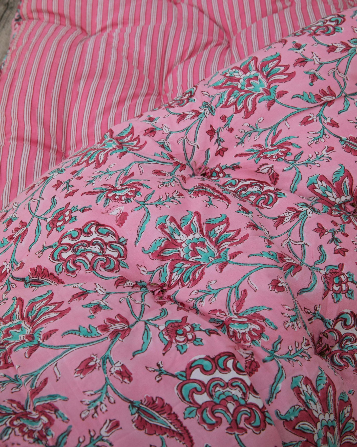 Hagemadrass - Rosa blomster