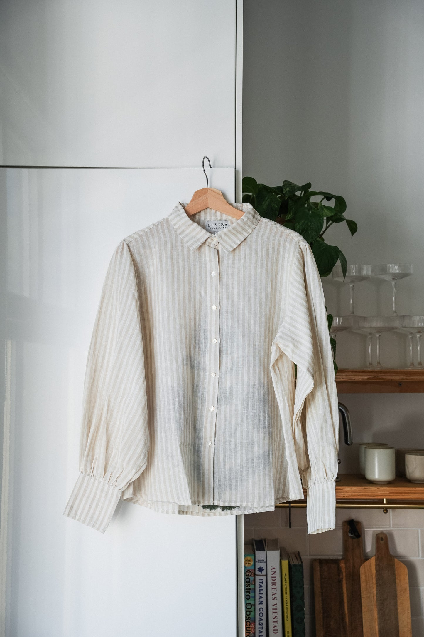 Elvira shirt - Lyse striper og valmue